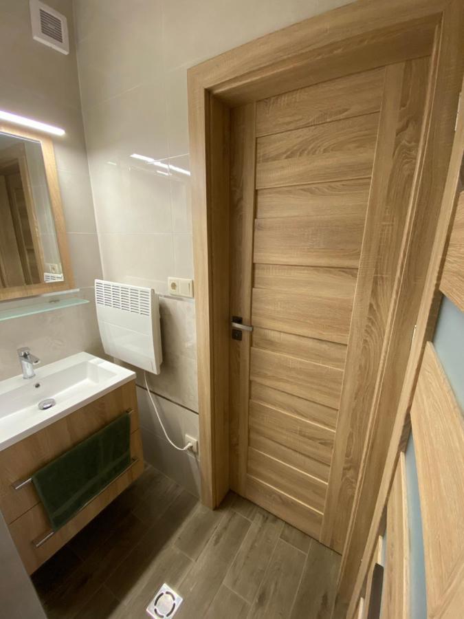 Th-Lux Apartman Hajduszoboszlo Ngoại thất bức ảnh