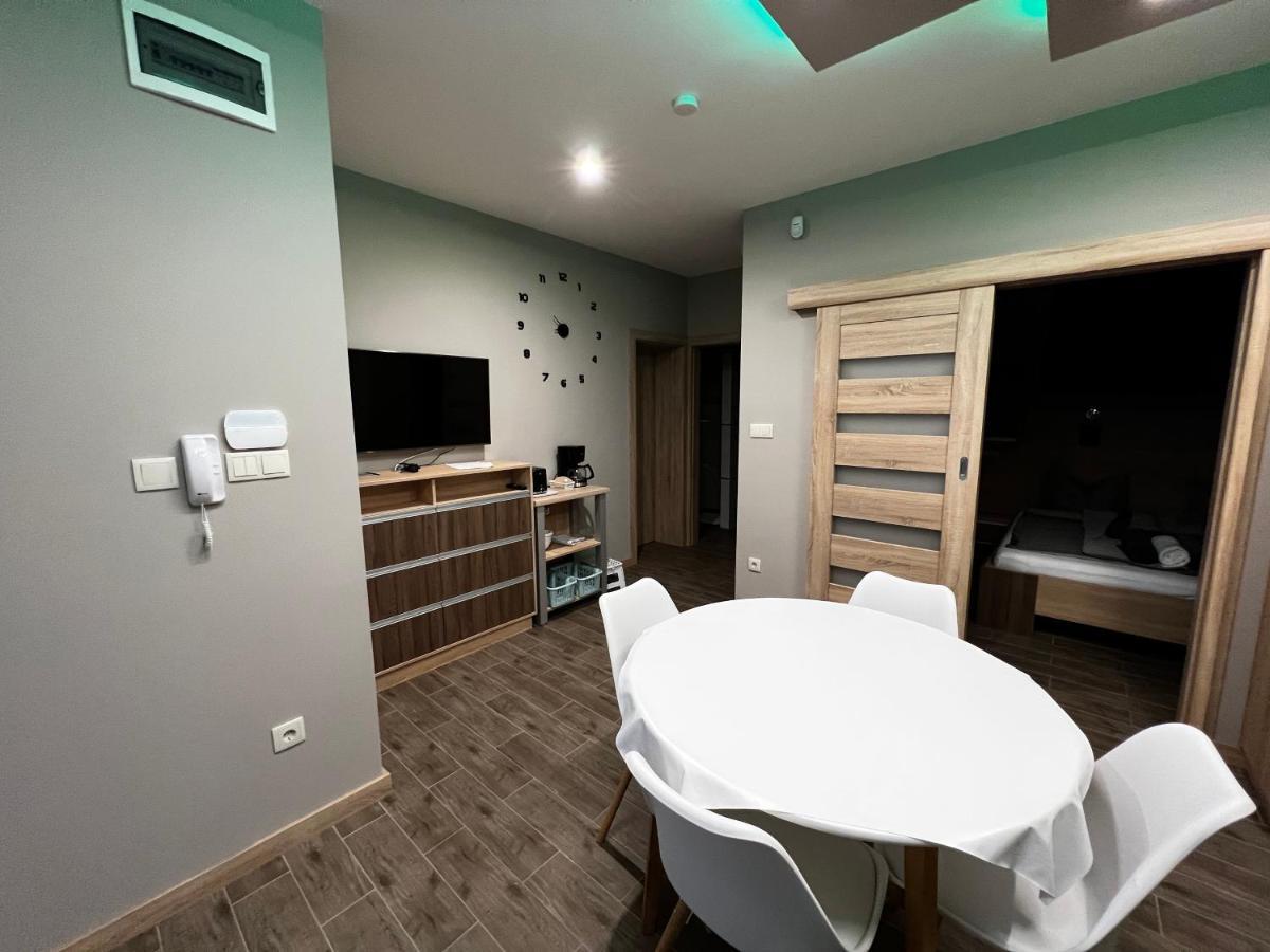 Th-Lux Apartman Hajduszoboszlo Ngoại thất bức ảnh